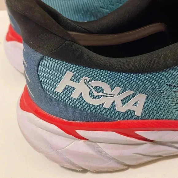 Clifton 8 Running shoes are soft and extremely comfy - Picture 9 of 14